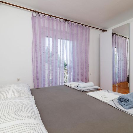 Apartments Melita Dramalj Eksteriør bilde