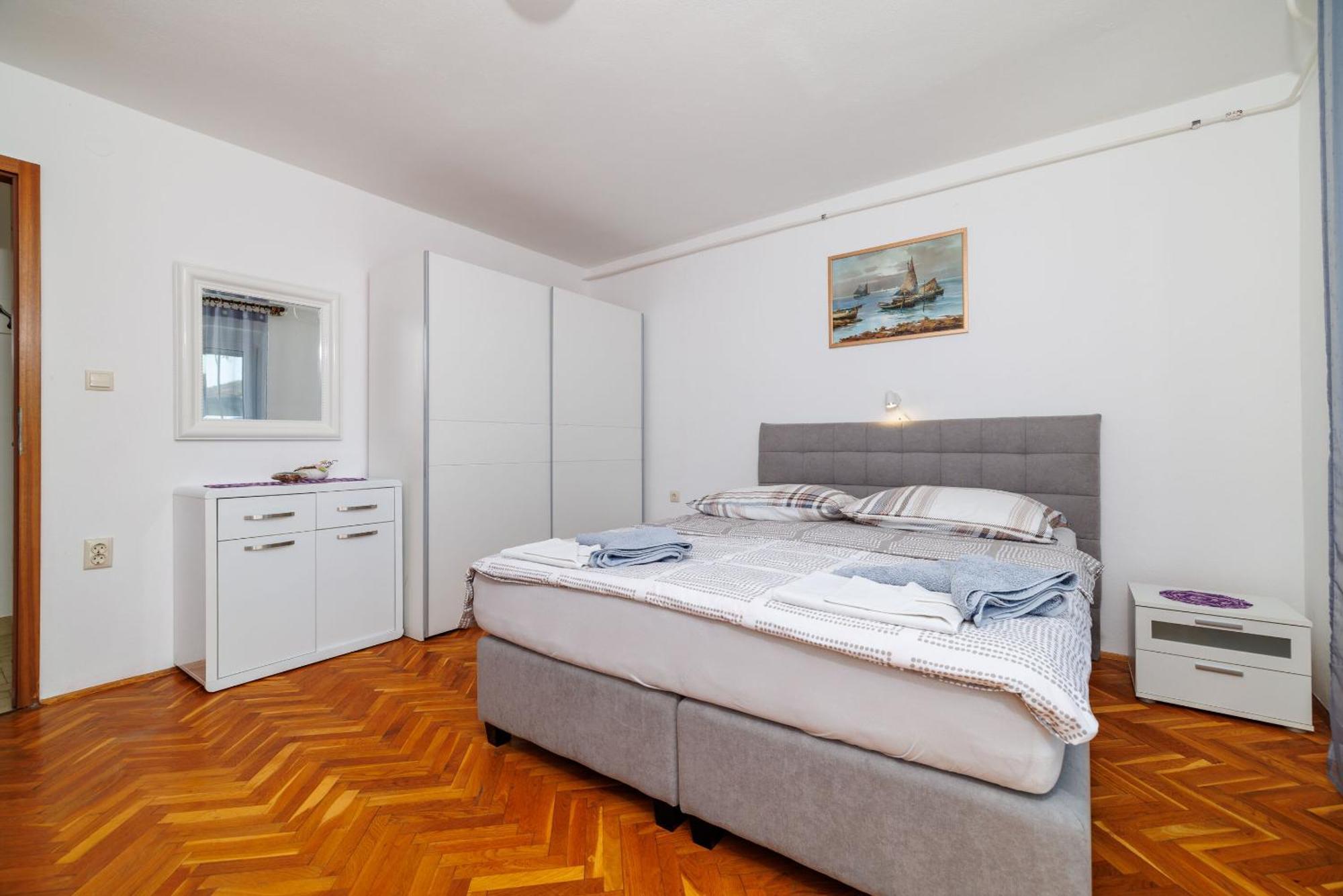 Apartments Melita Dramalj Eksteriør bilde